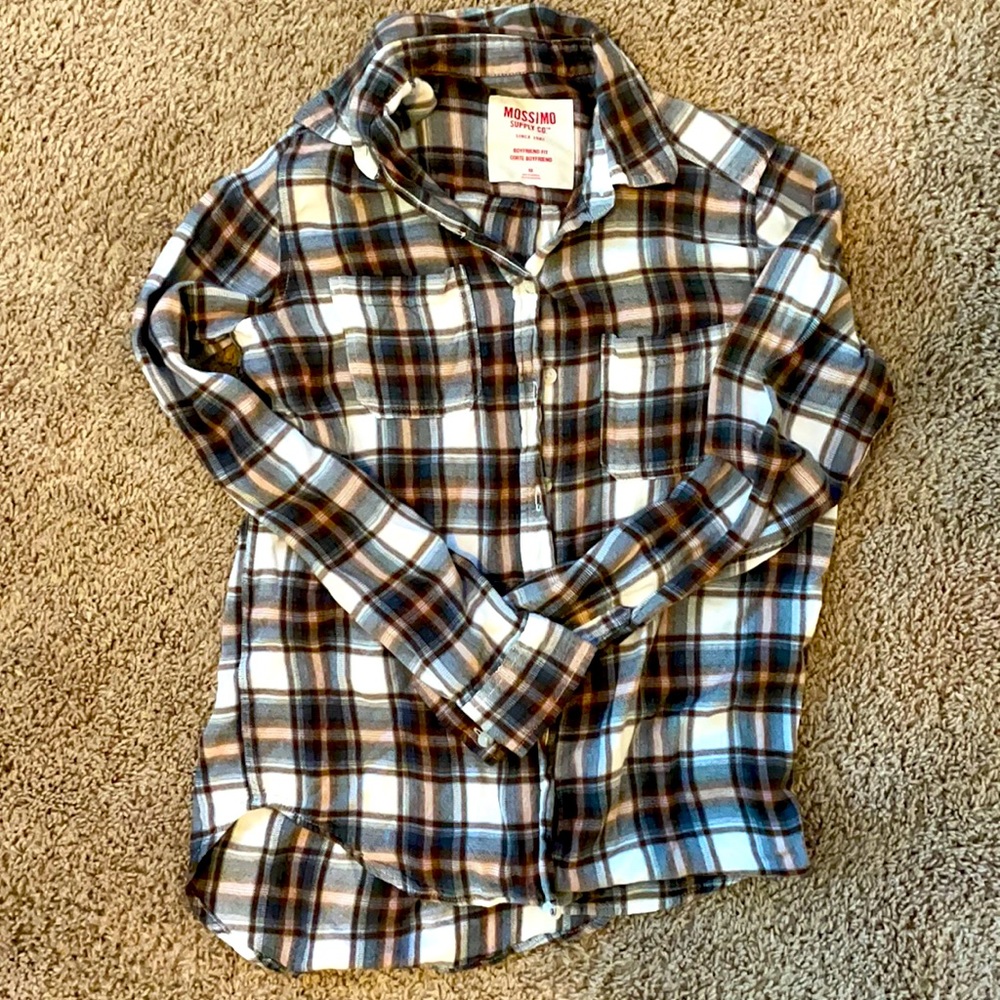 Mossimo Boyfriend Fit long sleeve button up